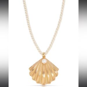 Scallop Necklace